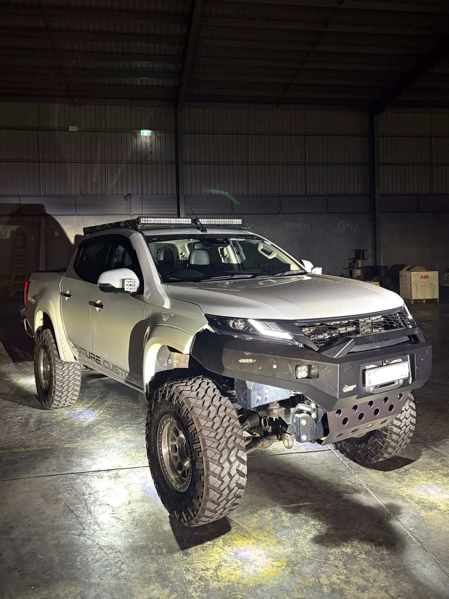 Mitsubishi MR Triton Ambush Sheet Metal Hoop Bullbar