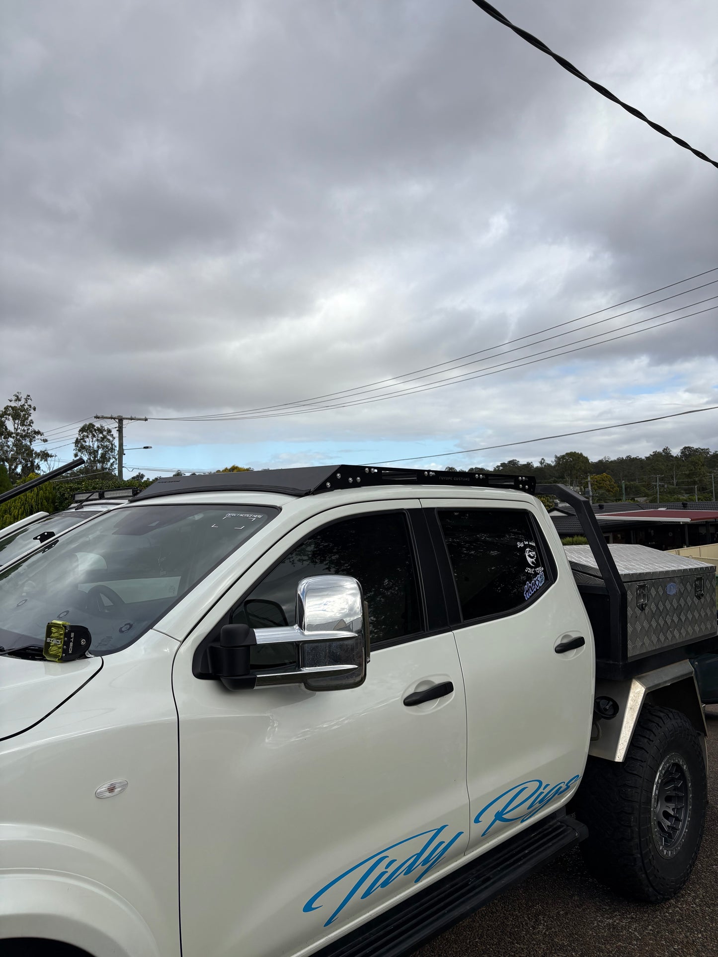 NP300 D23 Seamless roofrack STANDARD wind deflector (2015 - 2024) - FREE SHIPPING