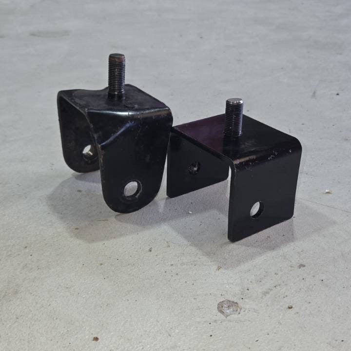 Future Customs Diff drop Bracket - MK - Triton