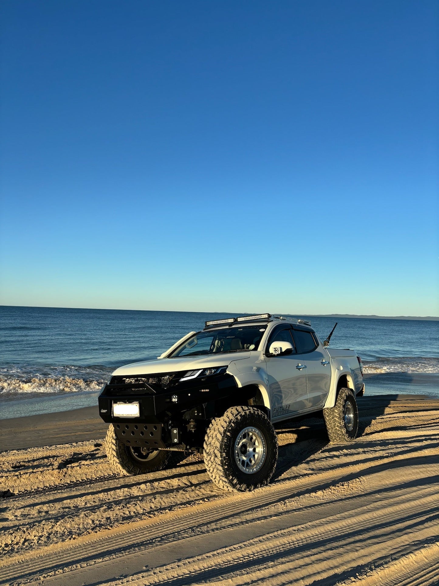 Mitsubishi Triton ML - MN - MQ - MR PSR TTG 2-3" Front Assembled Struts